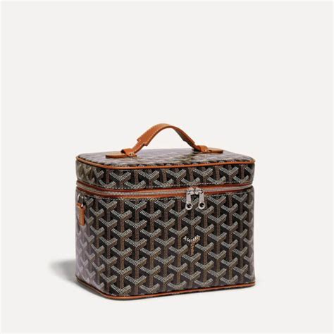 goyard muse vanity case price.